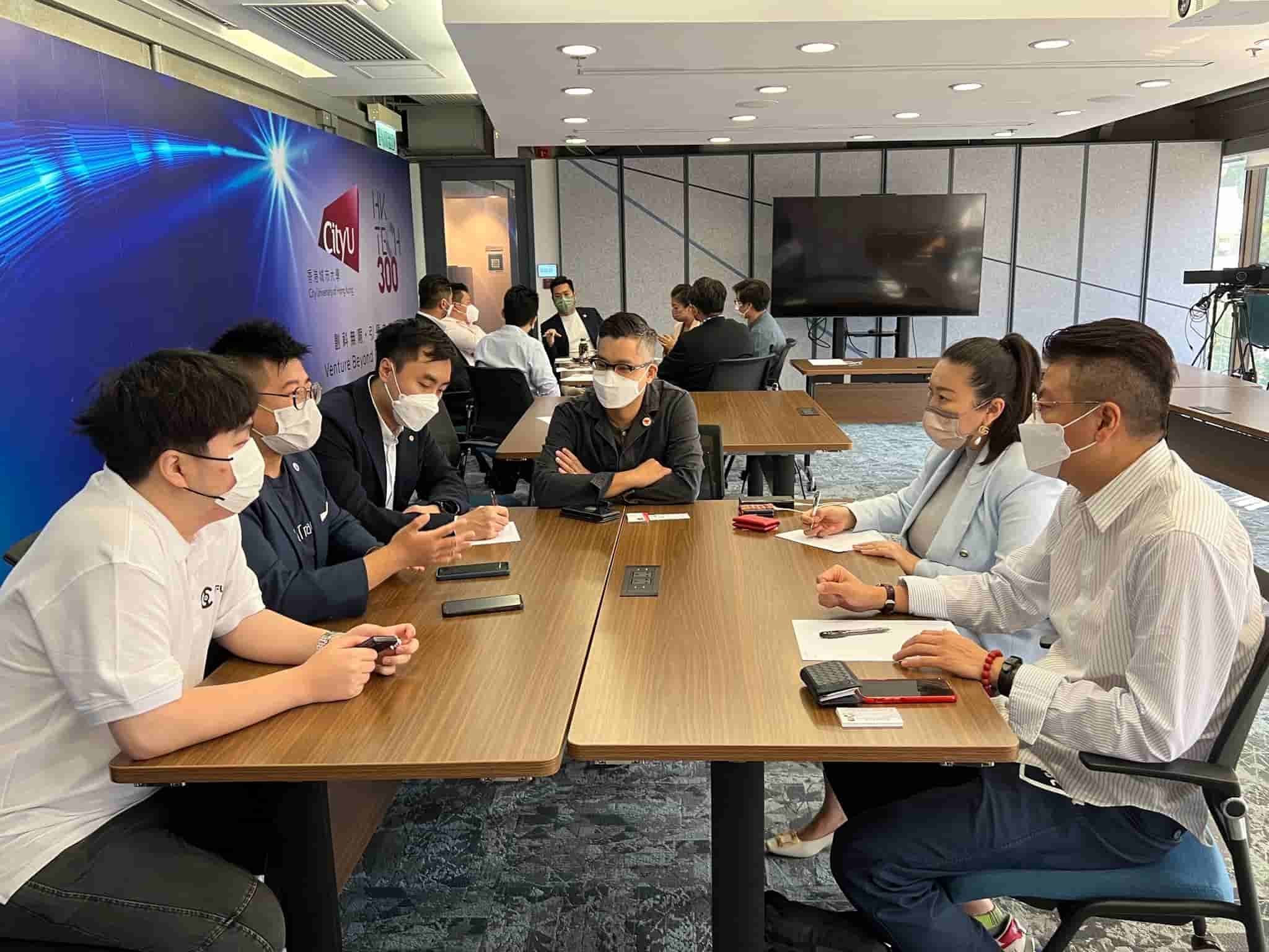 香港青年創業家總商會 - 香港青年創業家總商會與青年發展委員會及立法會議員見面 就青年發展藍圖提供意見